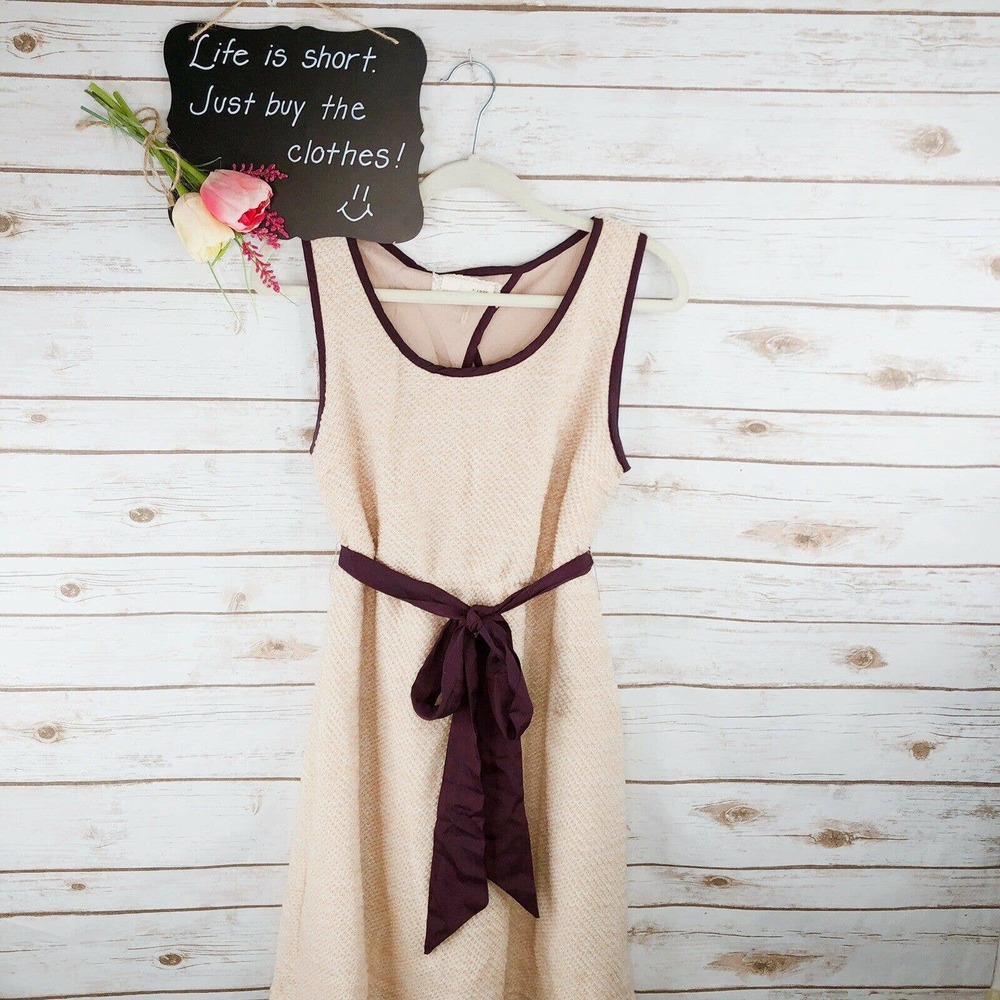 A’reve Dress Size L Aline Belted Sleeveless Open